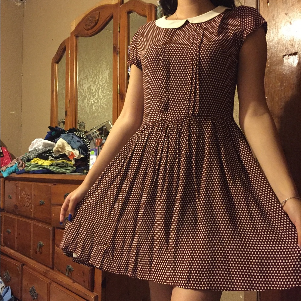 Peter Pan collar dress